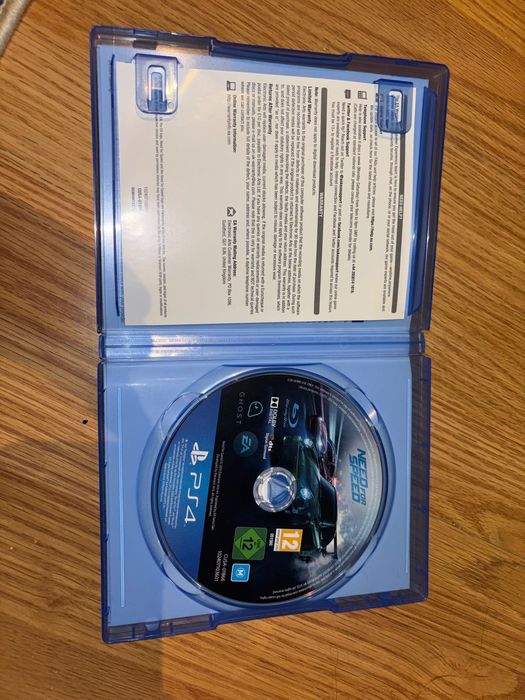 Продавам игри за плейстейшън 4