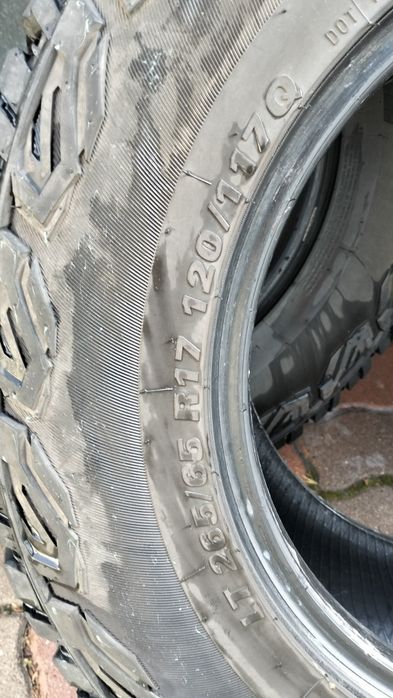 Шины б/у комплект 265/65 R17 120/117