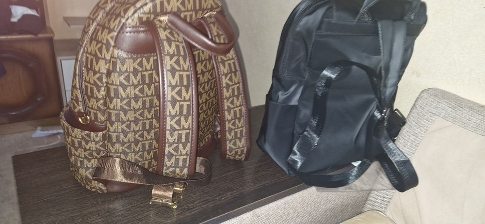 Продаю Сумки  хороший