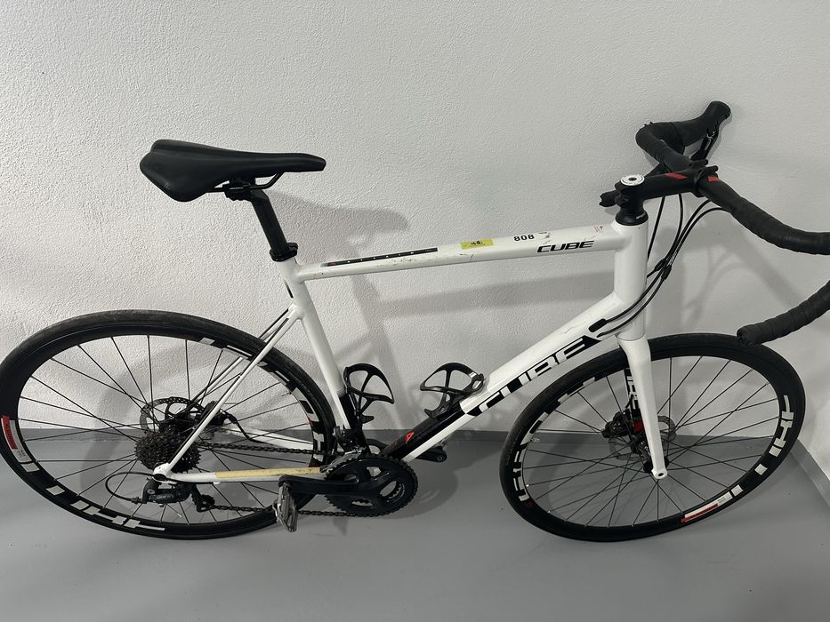 Bicicleta de vânzare