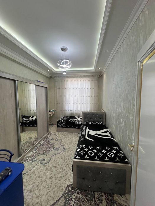 Dom sotiladi 4xona navastroyka