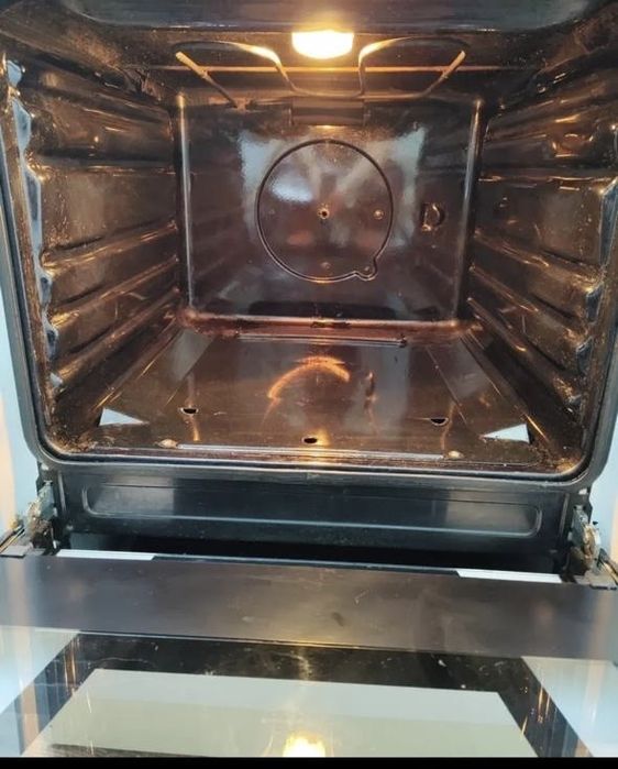 Продам газовую плиту