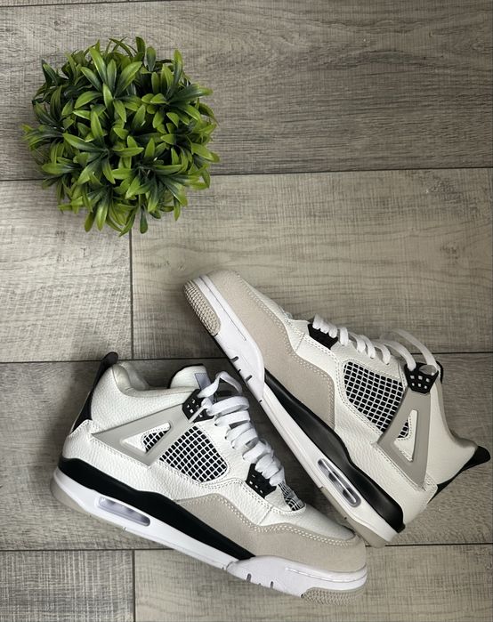 Jordan 4 military black