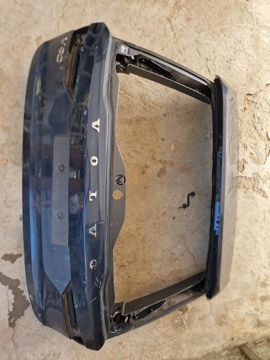 Volvo V90 2019 багажник