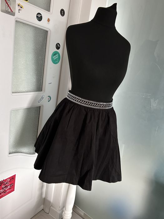 Fusta neagră H&M dama