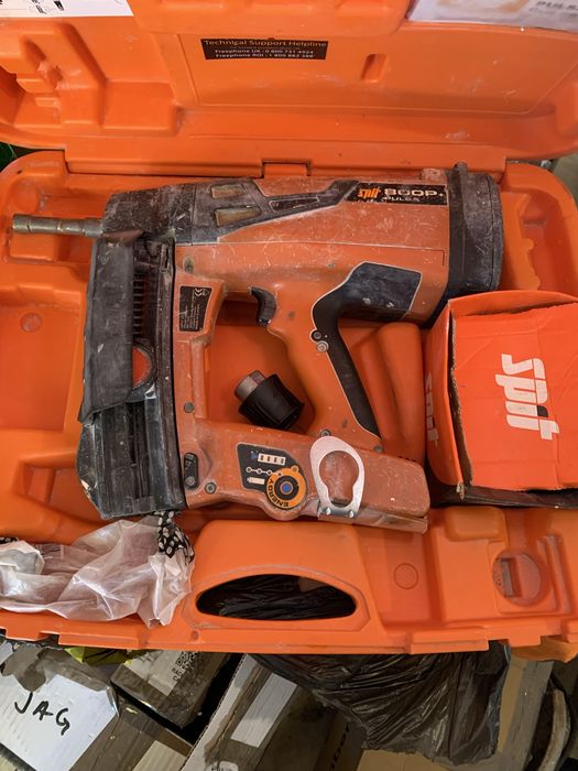 Spit 800p cuie jvivivi