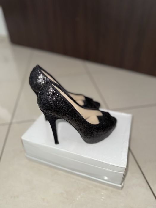 Pantofi decupați la vârf POEMA mărimea 36