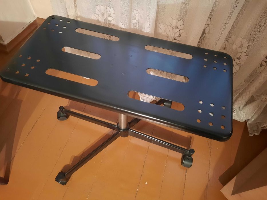 Подставка под телевизор