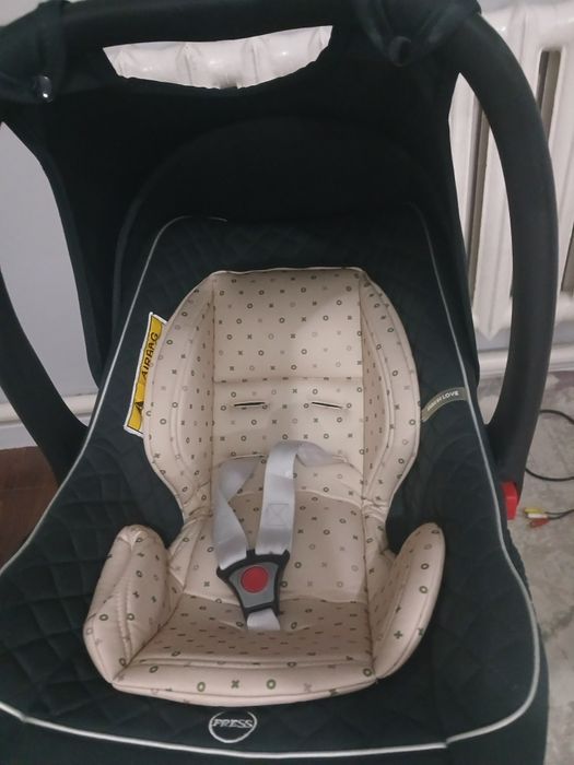 Продам детское авто кресло