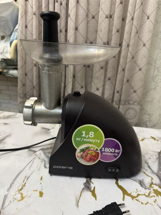 Продам электро мясорубку 5000 тг