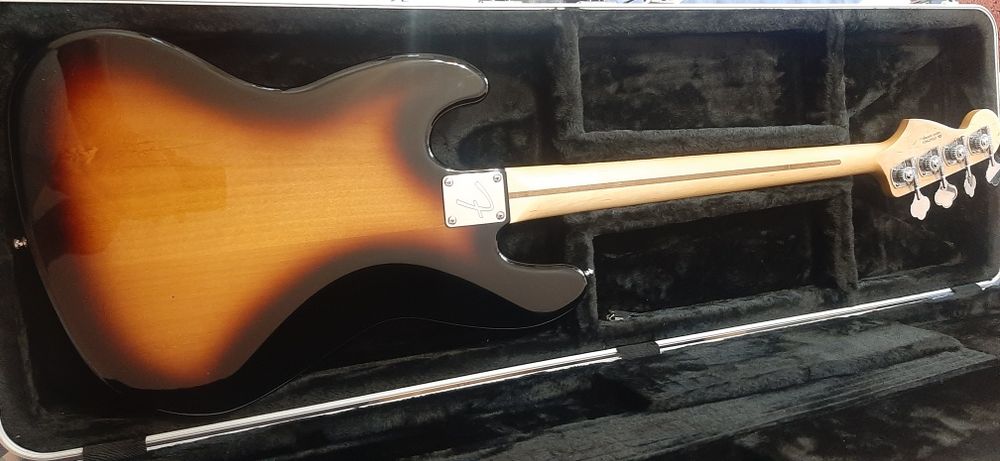Chitară bass Fender JB  - USA
