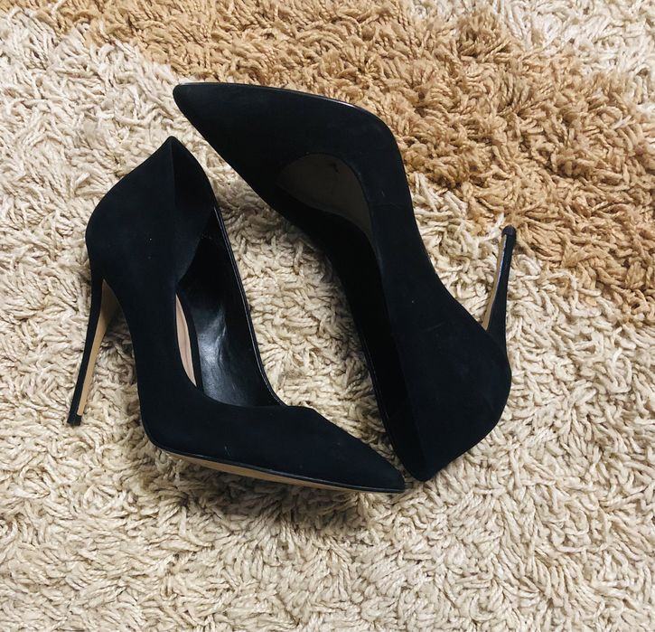 Stileto catifea Aldo 36