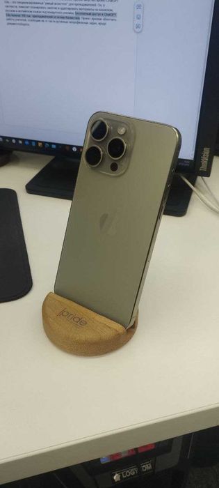 iPhone 15 Pro Max. 256 Гб. Батарея 89%