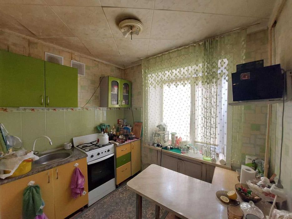 Продается 2 ком квартира в районе  КСК