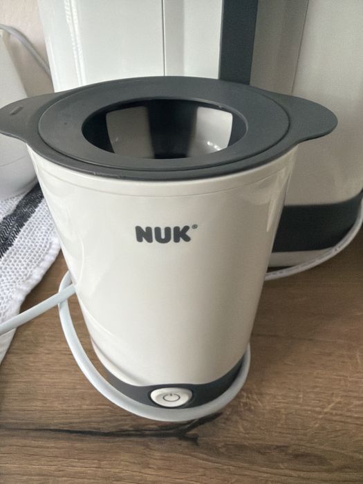 Нагревател на шишета Nuk