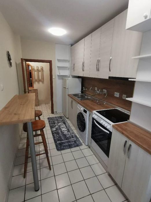 Дава се под наем Едностаен апартамент в София, Банишора - 45 кв.м за 470 € - Снимка #2