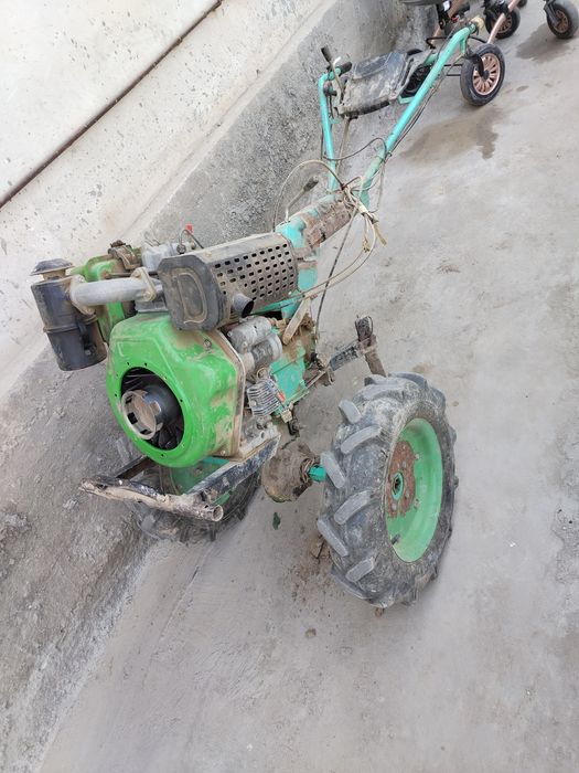 Motoblok minni traktor
