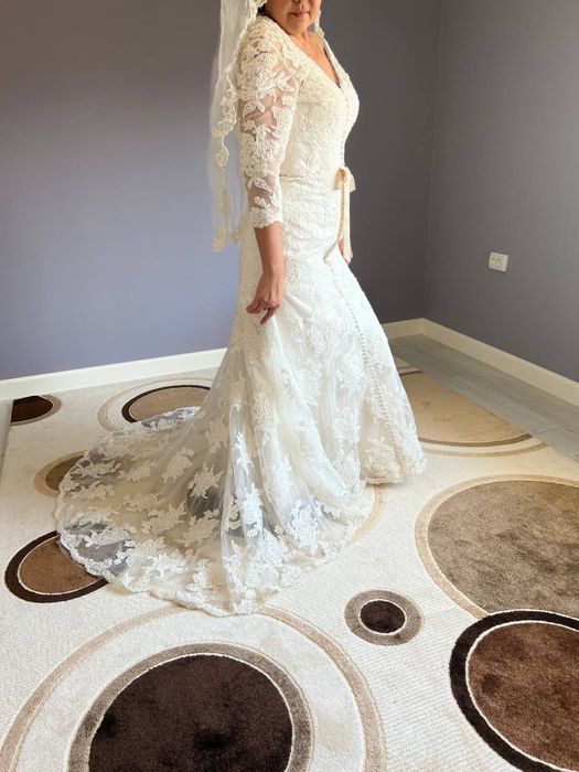 Свадебное классическое платье со шлейфом Oleg Cassini с биркой