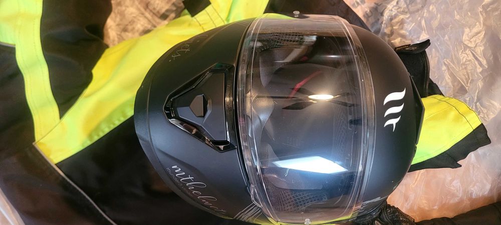 Каска MT Thunder 3SV SV – Matt Anthracite/Gradient/Silver