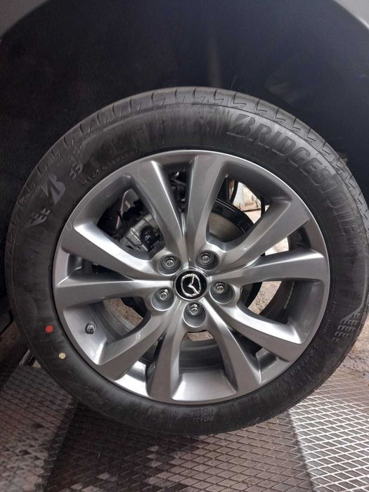 Vand anvelope noi, de vara, Bridgestone 215/55 R18 95H