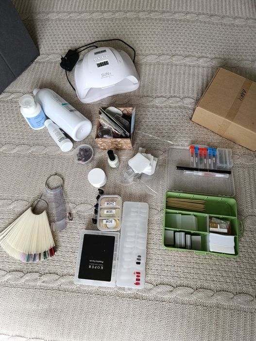 Продам набор для маникюра