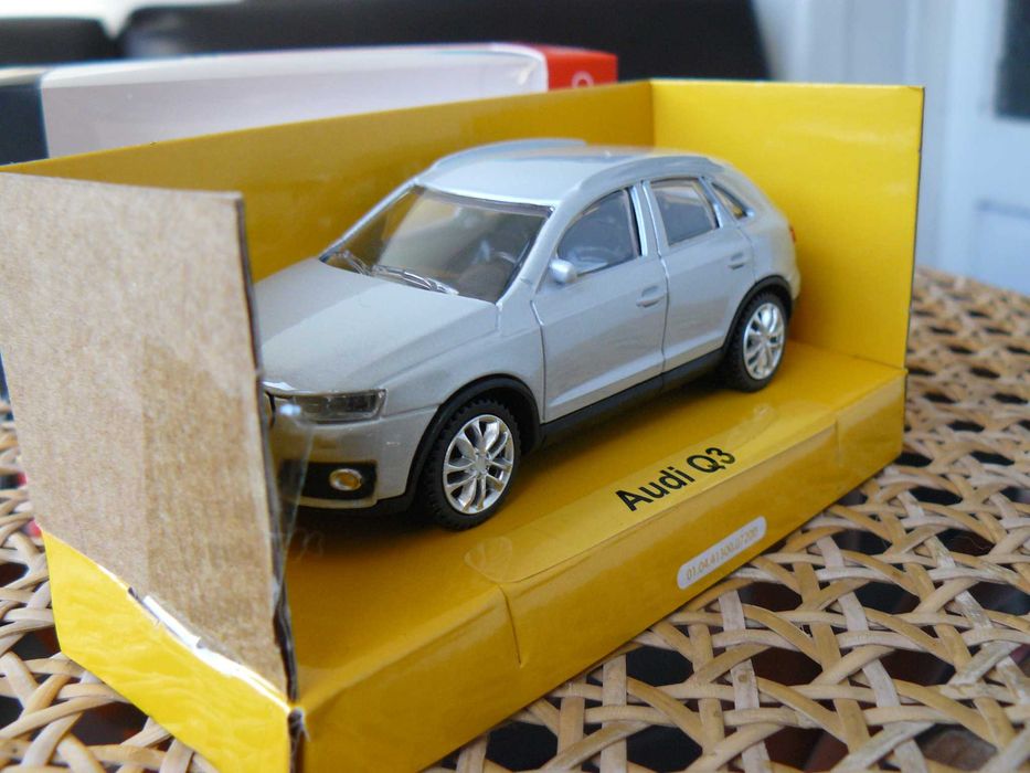 Macheta Auto De Colectie AUDI Q3 Scara 1:43,Noua In Cutie,Prod. RASTAR