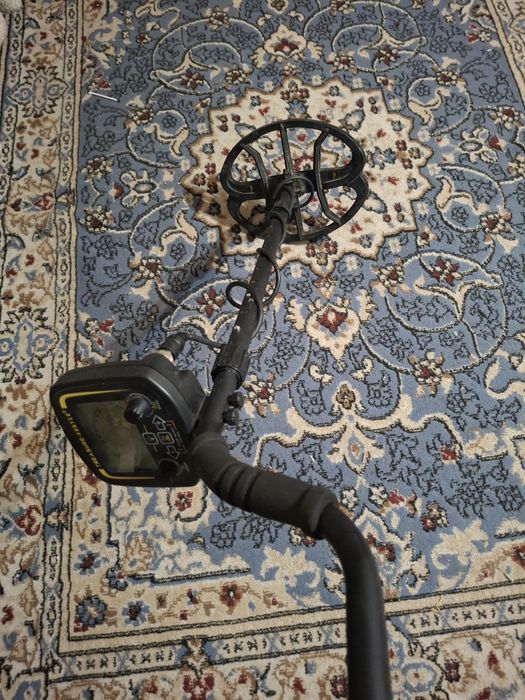 Продам металлоискатель