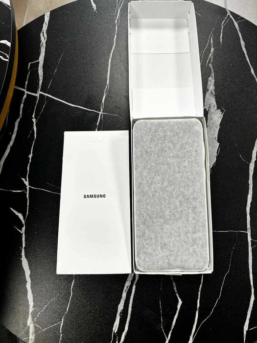 Смартфон Samsung Galaxy A16, Dual SIM, 128GB, 4GB RAM