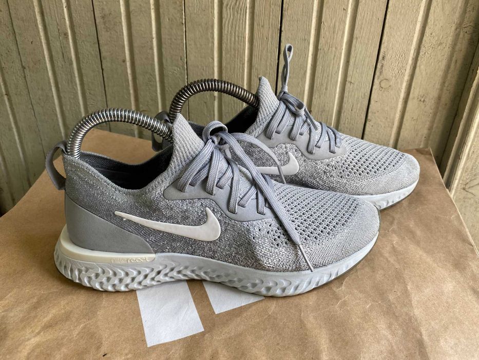 ''Nike Epic React Flyknit''оригинални маратонки 37.5 номер