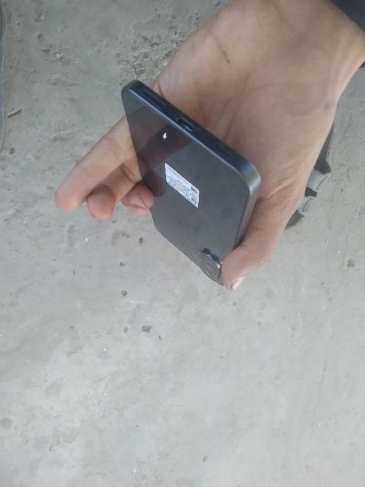 Samsung A36 5g 128.6 kar dak yuq 1 yil kafolat olinganiga 4 oy bulgan
