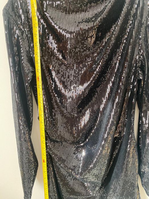 Элегантна  черна  рокля с пакйети  Zara /XL/