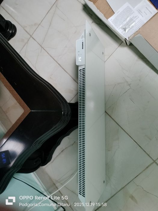 Panel incalzitor perete ,adax clea,finisaj sticla alba