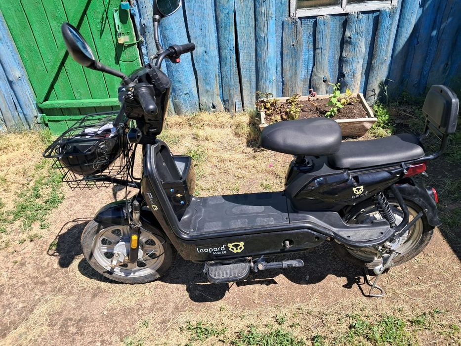Продам электроскутер.