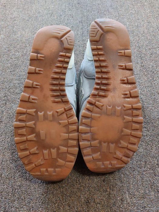 Кроссовки Кроссовки