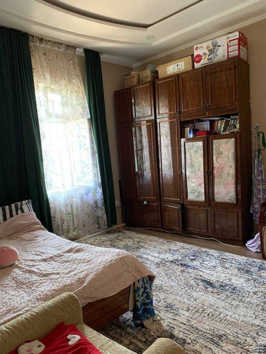 Продается в Мирзо-Улугбекский р-не (ул.Олтинтепа) дом на 11 сотках