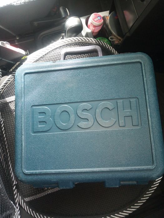 Фреза BOSCH    .