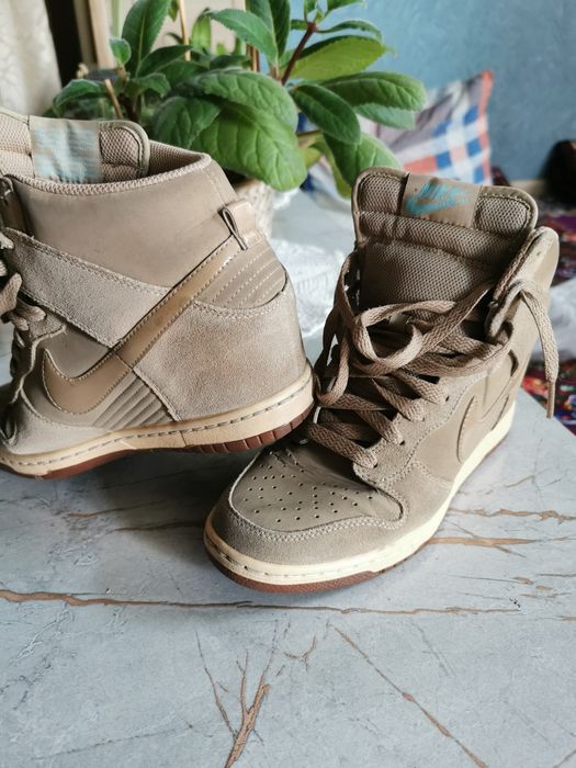 Кроссовки фирмы Nike оригинал