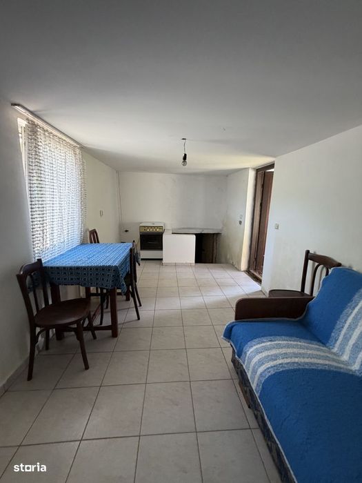 Casa de vanzare