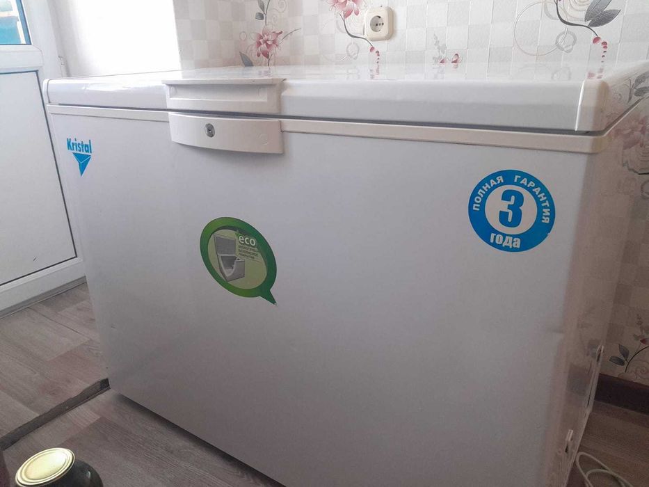 Морозильник Kristal в нерабочем состоянии