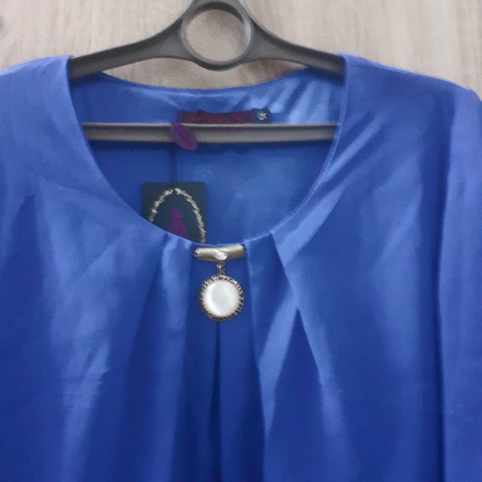 Женское платье синего цвета