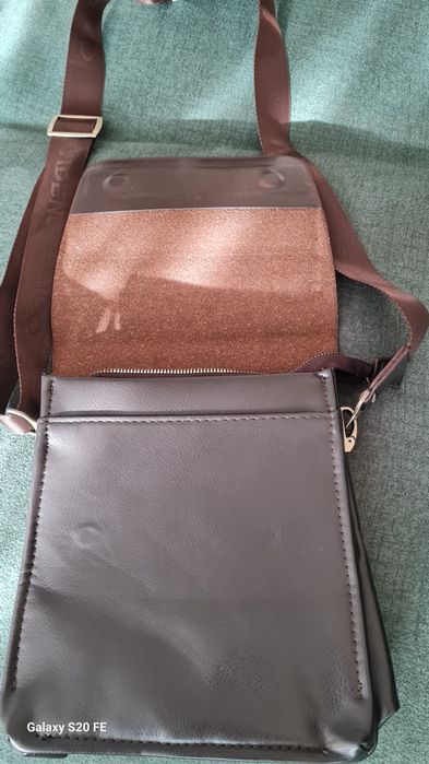 Geanta de umar barbati