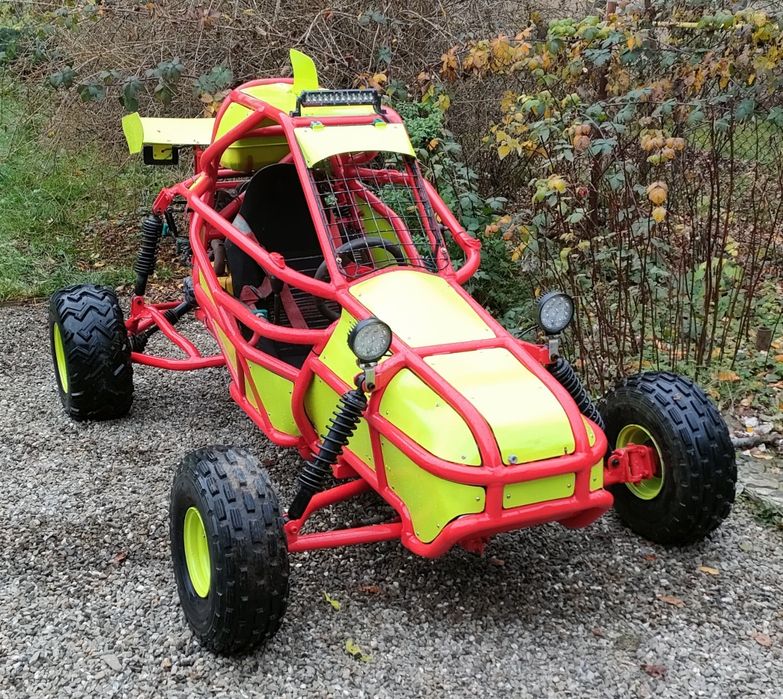 Piranha buggy fabricat în Franța