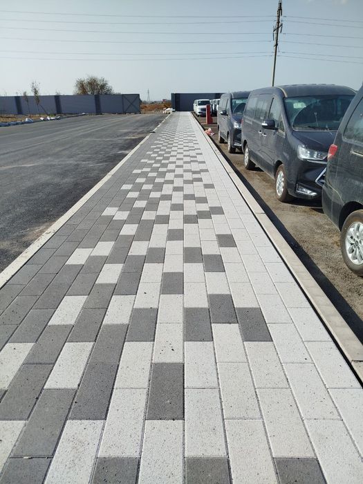 Гранит Травертин каменный ковёр брусчатка