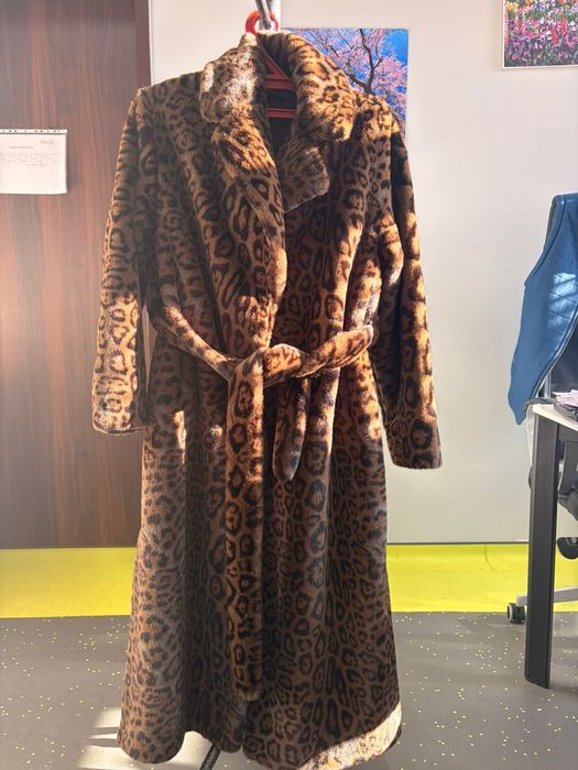 Продам шубу искусственную