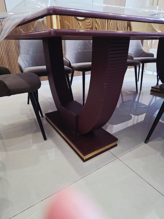 Стөл сатылады.Стол продается