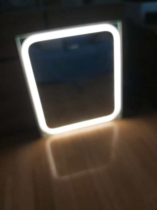 Oglinda baie cu led