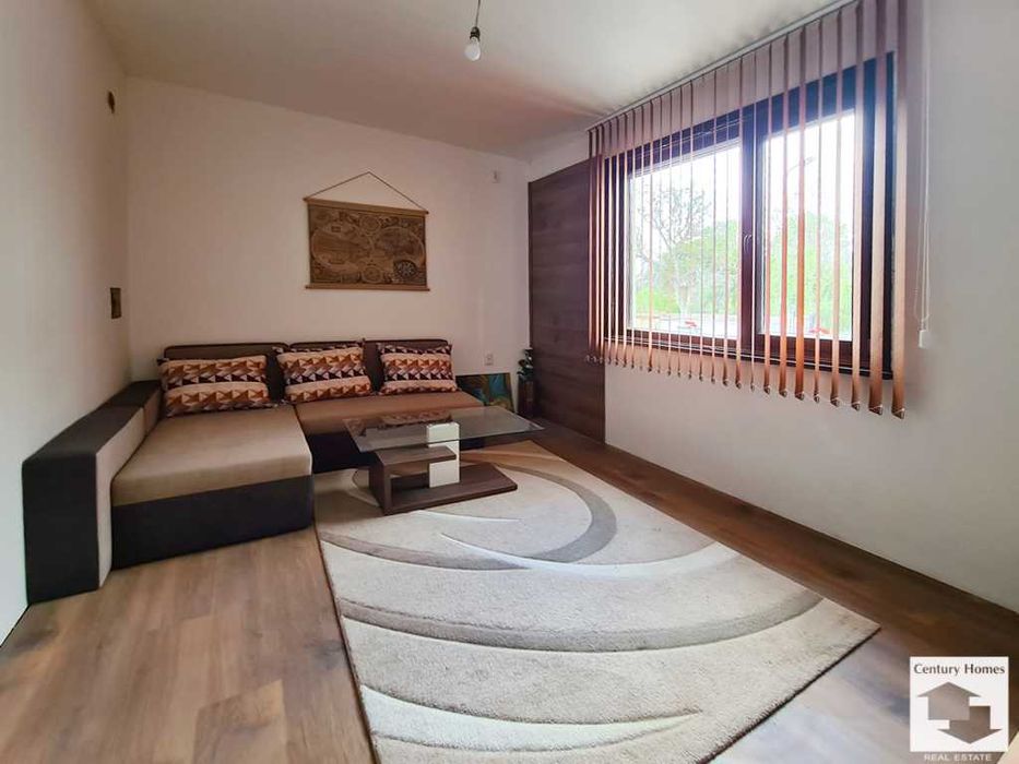 145297 Едноетажна къща с басейн в село Масларево