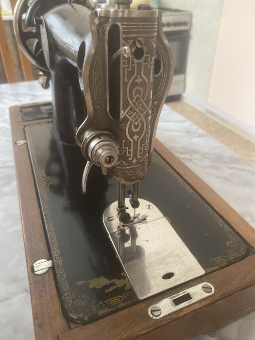 Швейная машинка настольная