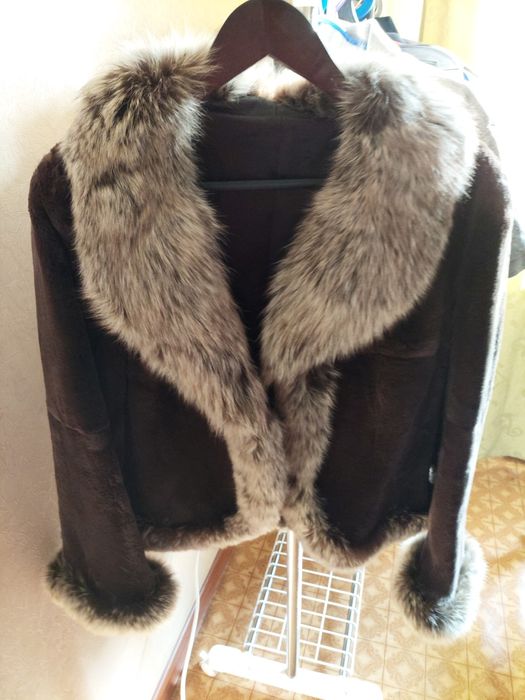 Полушубок женский.