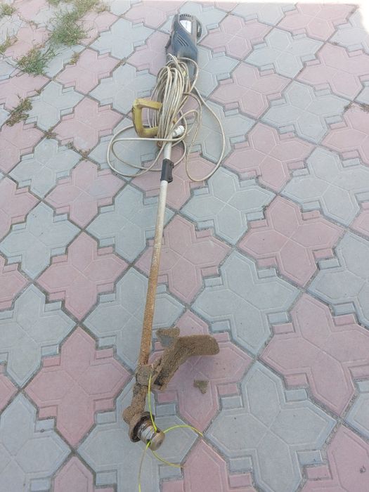 Триммер электрический большой
